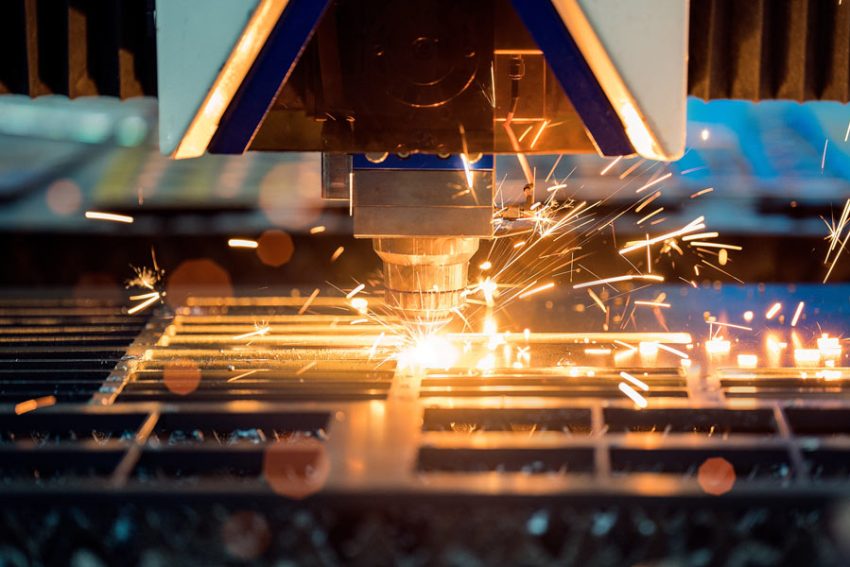 Fiber Laser vs Plasma: What’s the Best Choice for Metal Cutting?